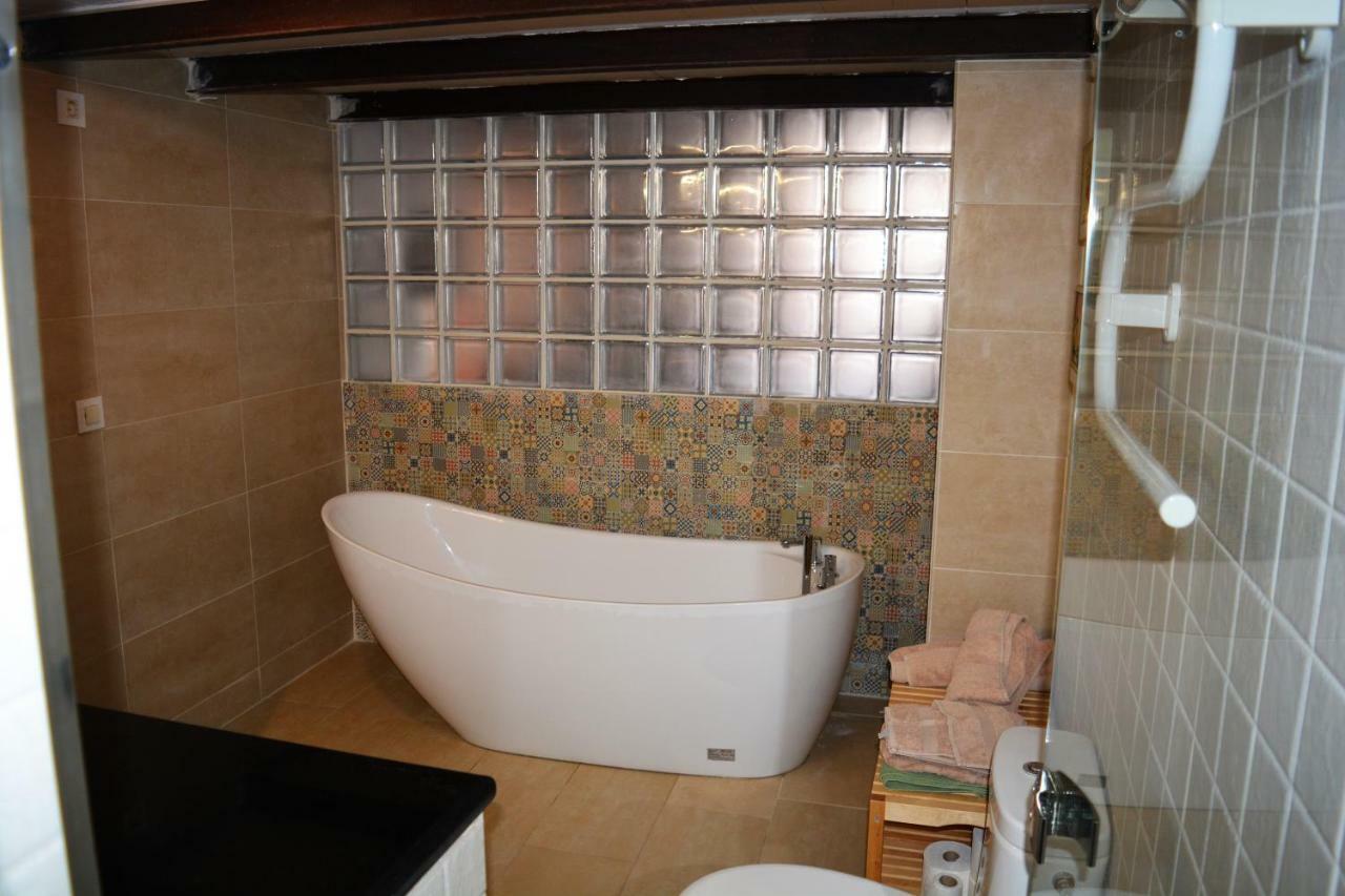 Loft City Center+Free Parking Севилья Экстерьер фото
